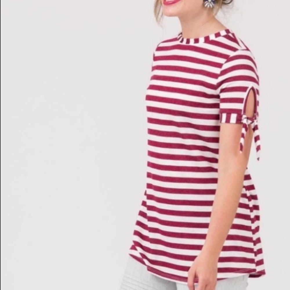 🌺 B2G1 🌺 Agnes and Dora Tie Sleeve Top
